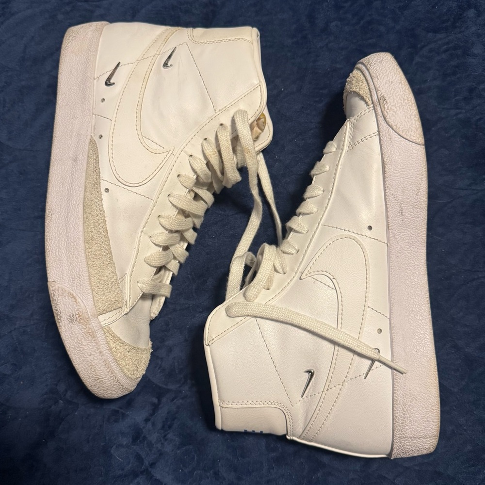 Nike Blazer Mid Vintage 77 LX Mini Metallic Swoosh White